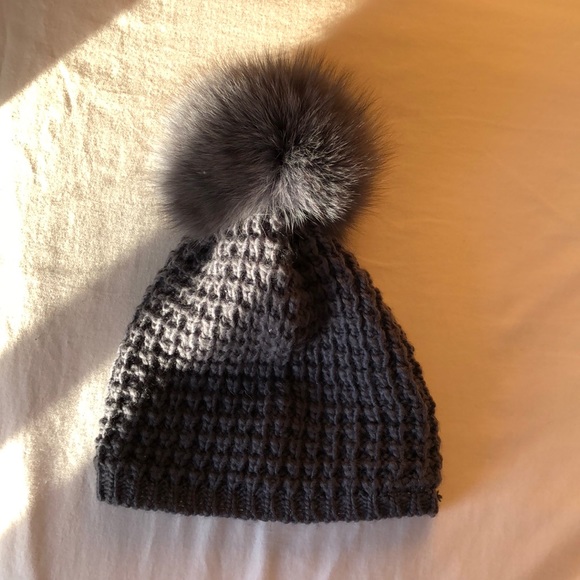 kyi kyi Accessories - Wool and Fox Fur PomPom Toque